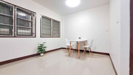 Townhouse for Sale in Tha Sala, Mueang Chiang Mai.