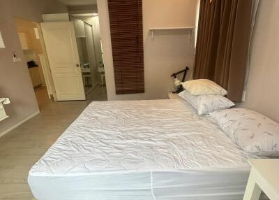 Condo for Rent at S1 Rama 9 Condominium