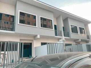 Townhouse for Rent in Mueang Samut Prakan