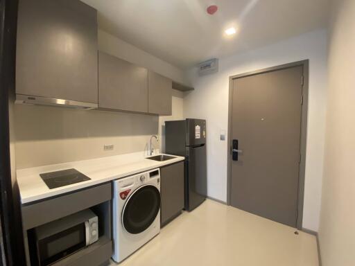 Condo for Rent at Life Asoke Hype