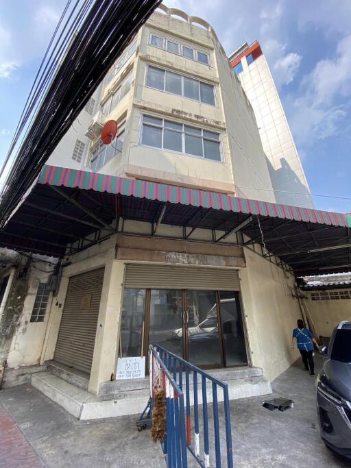 Commercial for Rent in Samphanthawong