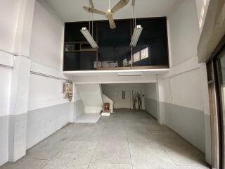 Commercial for Rent in Samphanthawong