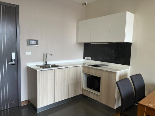 Condo for Rent, Sale at Stylish Condo