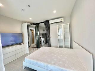 Condo for Rent at Life Sukhumvit 62