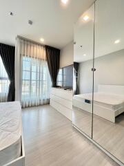 Condo for Rent at Life Sukhumvit 62