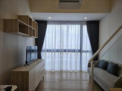 Condo for Rent at Siamese Rama 9