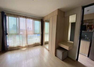 Studio for Sale in Bang Na