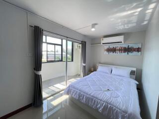 Condo for Sale, Sale w/Tenant at Lanna Condo