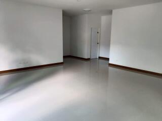 House for Sale in San Phak Wan, Hang Dong.