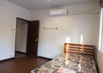 Townhouse for Sale in Chang Phueak, Mueang Chiang Mai