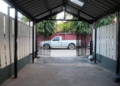 Townhouse for Sale in Chang Phueak, Mueang Chiang Mai