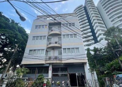 Commercial/Shophouse for Sale in Yan Nawa
