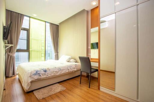 1 BR Condo for Sale : Stylish Condominium near CMU and Nimman Area