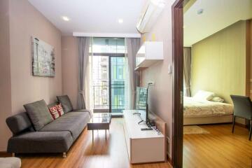 1 BR Condo for Sale : Stylish Condominium near CMU and Nimman Area