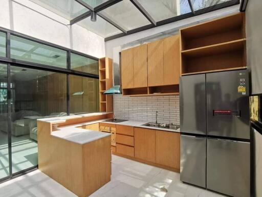 Townhouse for Rent in Mueang Samut Prakan