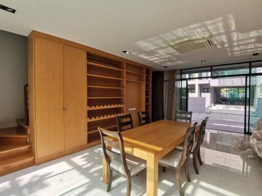 Townhouse for Rent in Mueang Samut Prakan