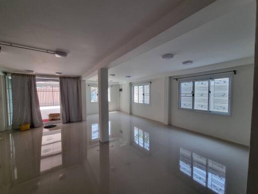 House for Sale in Wat Ket, Mueang Chiang Mai.