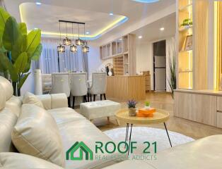 Charming 2-Story Pool Villa House Near Jomtien Beach with Full Amenities - 3 Bedrooms with Garden