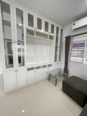 House for Sale in San Kamphaeng , San Kamphaeng.