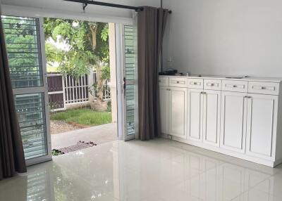 House for Sale in San Kamphaeng , San Kamphaeng.