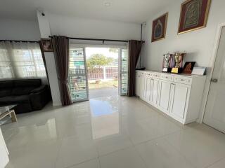 House for Sale in San Kamphaeng , San Kamphaeng.