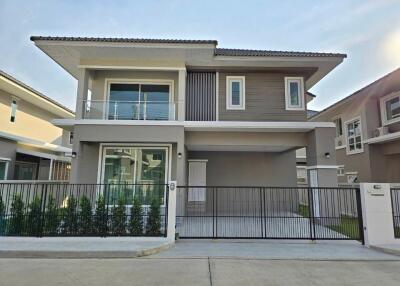 House for Sale in Ton Pao, San Kamphaeng.