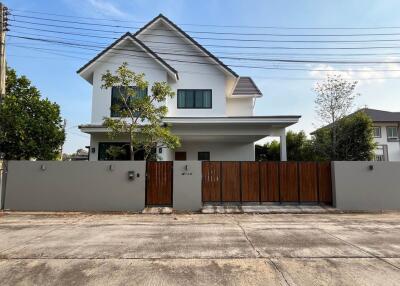 House for Sale in Ban Waen, Hang Dong.