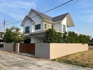 House for Sale in Ban Waen, Hang Dong.