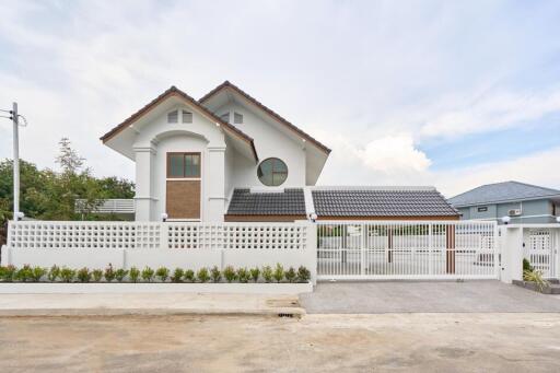 House for Sale in San Na Meng, San Sai.