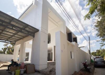 House for Sale in Mae Hia, Mueang Chiang Mai.