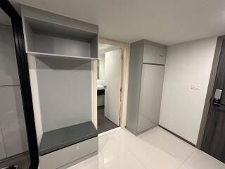 Condo for Rent at KnightsBridge Space Rama 9