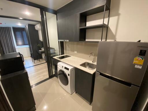 Condo for Rent at XT Huaikhwang