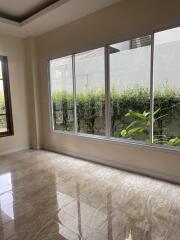 Townhouse for Sale in Suthep, Mueang Chiang Mai