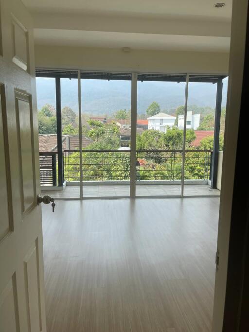 Townhouse for Sale in Suthep, Mueang Chiang Mai