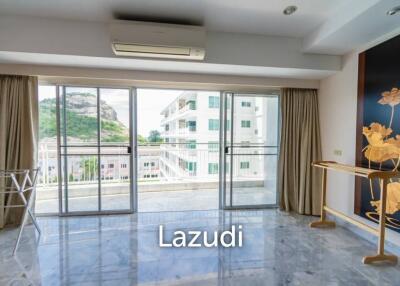 Nice 2 bed Condo near the beach