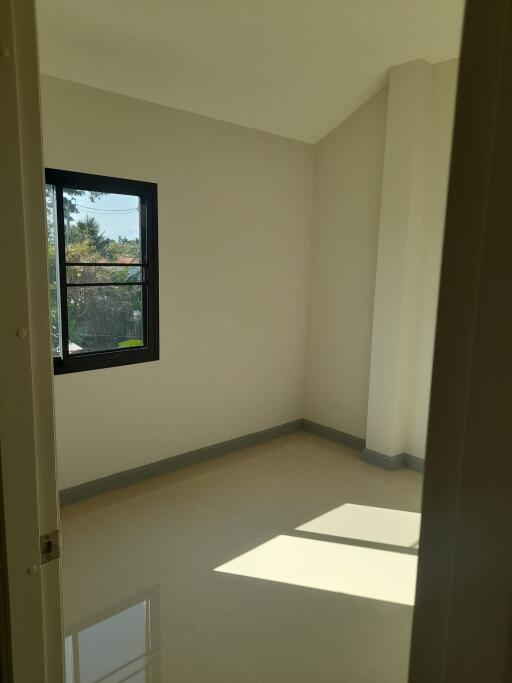 House for Sale in San Sai Luang, San Sai.