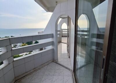 1 Bedroom Condo with Ocean View