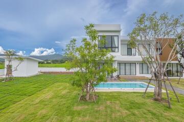 Pool Villa for Sale in Huai Sai, San Kamphaeng