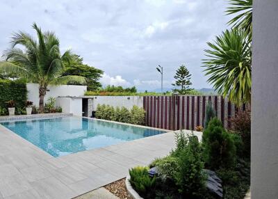 Pool Villa for Sale in Chae Chang, San Kamphaeng