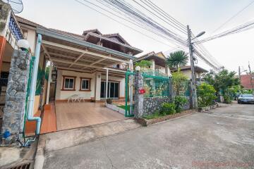 3 Bed House For Rent In North Pattaya - Oasis Park Residence