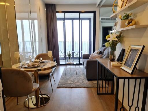 Condo for Rent at Ashton Chula-Silom