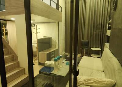 Condo for Rent at Chewathai Residence Asoke