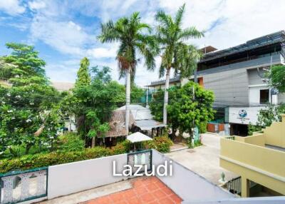 Townhouse 3 storey close to the beach