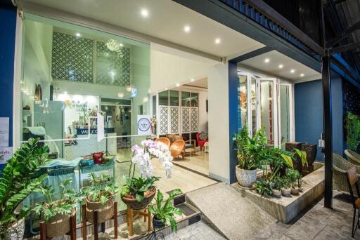 Commercial/Shophouse for Sale at Room Lanna Hotel