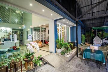 Commercial/Shophouse for Sale at Room Lanna Hotel