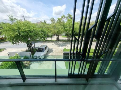 House for Sale at Burasiri Wongwaen-Onnut