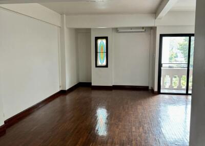 HOME  OFFICE for Rent in Khlong Toei