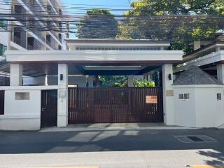 House for Rent in Watthana.