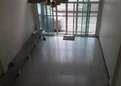 Townhouse for Rent in Phra Khanong