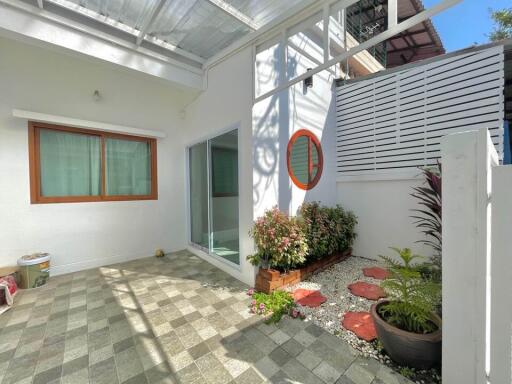 Townhouse for Sale in Nong Chom, San Sai